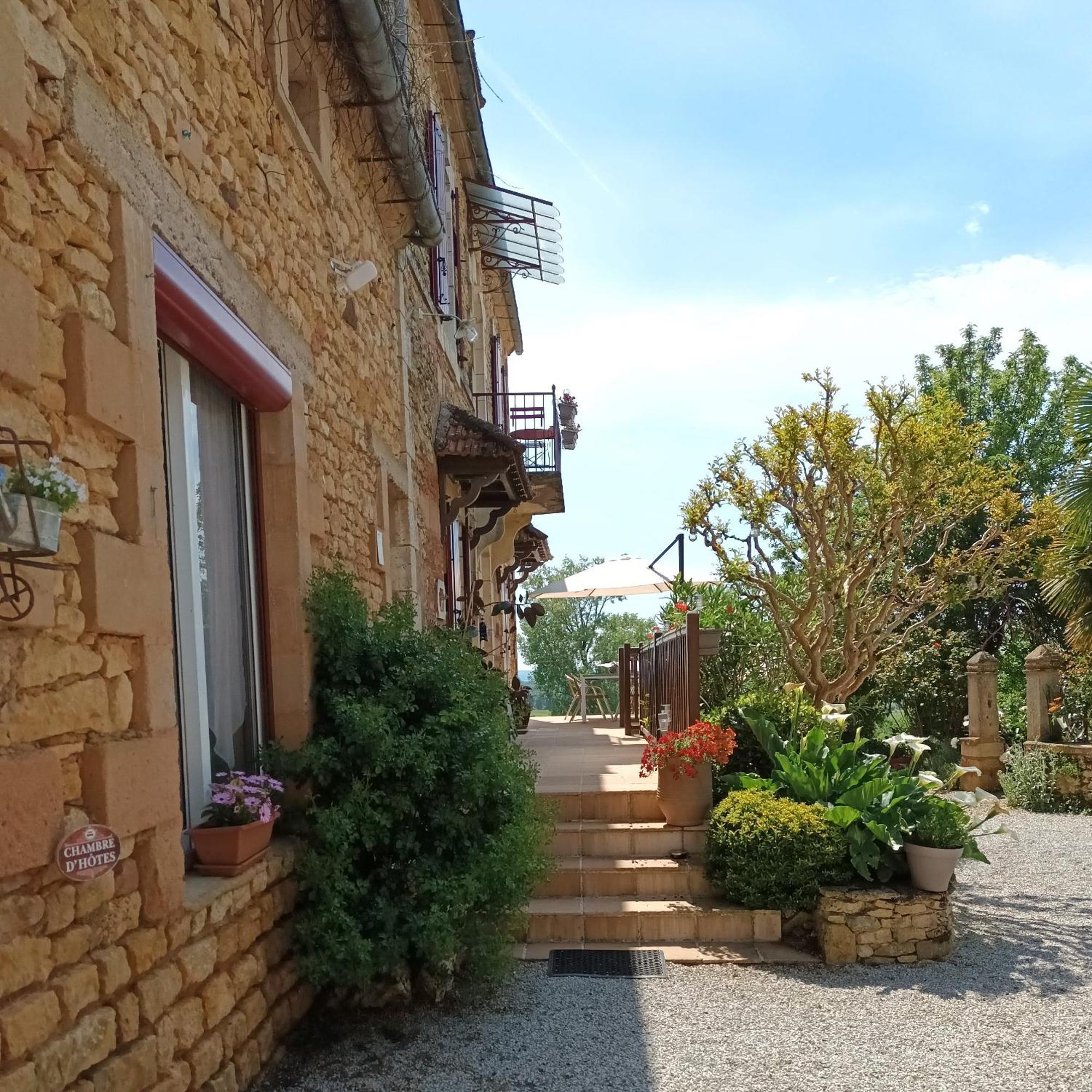Hotel Ferme De Lagrave Coux-et-Bigaroque-Mouzens Exterior foto